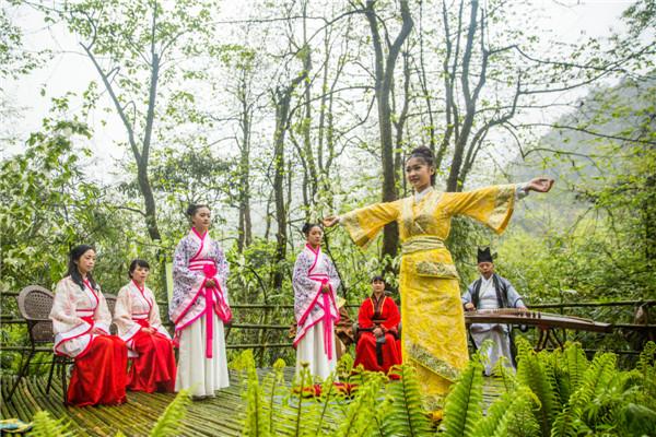 荥经县成人教育事业单位重塑县域教育生态，推动成人教育革新项目启动