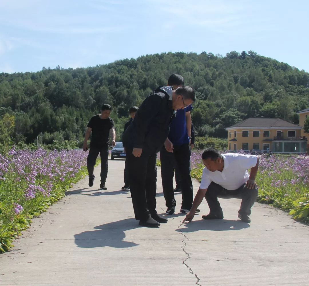 双鸭山林业局三岔河林场领导团队最新概览